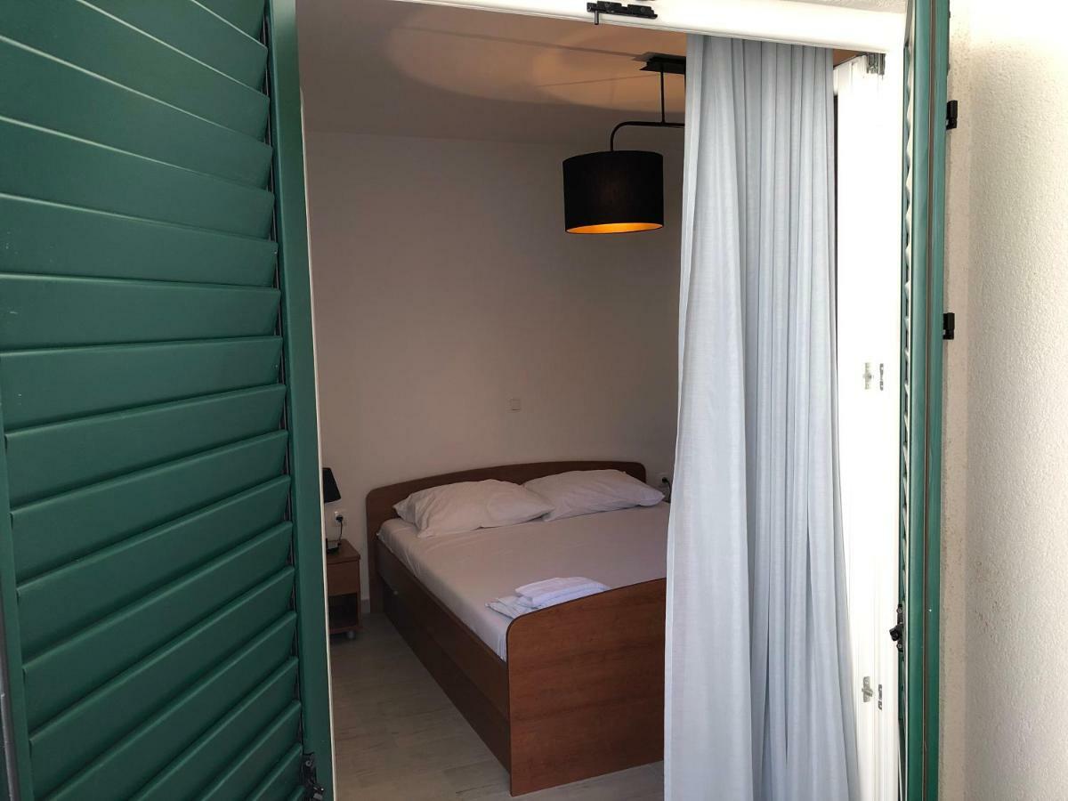 Adriatic House Apartment โนวาลยา ภายนอก รูปภาพ