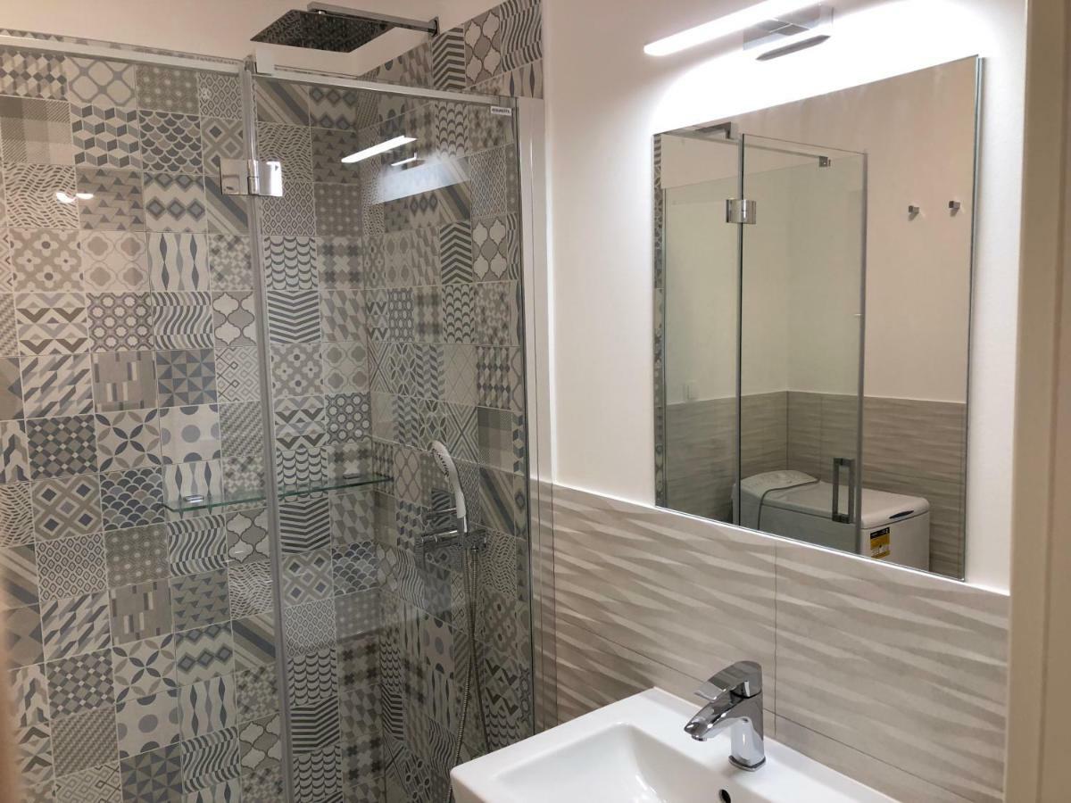 Adriatic House Apartment โนวาลยา ภายนอก รูปภาพ